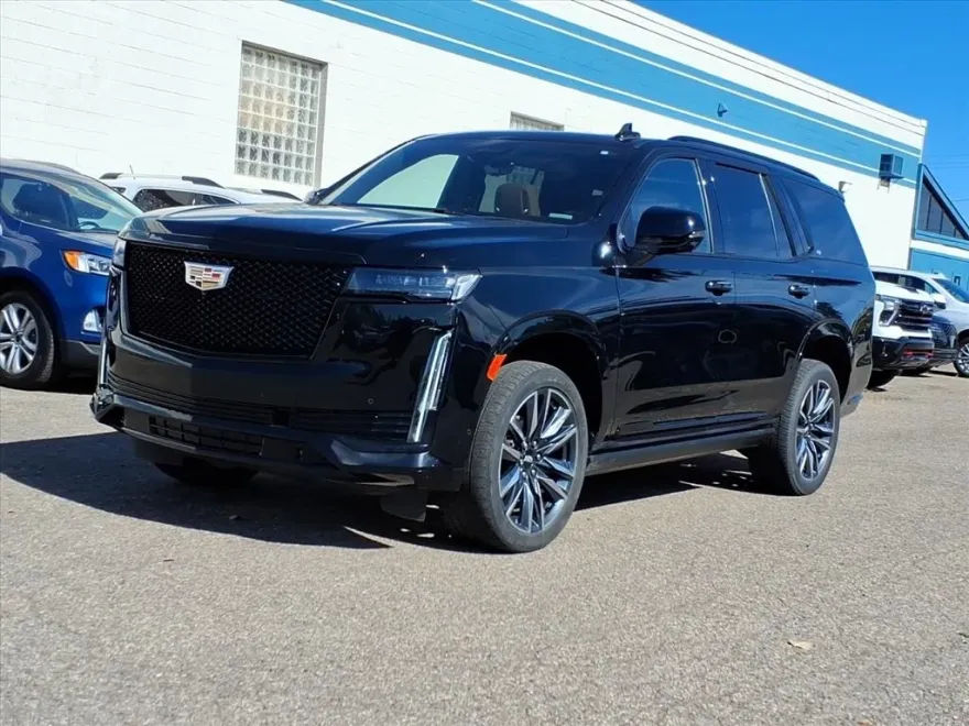 2022 Cadillac Escalade Sport photo 1