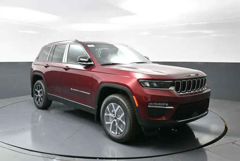 2025 Jeep Grand Cherokee Limited photo 1