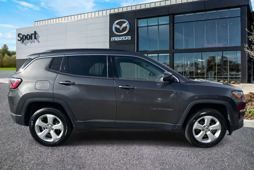 2019 Jeep Compass North Edition Latitude photo 1