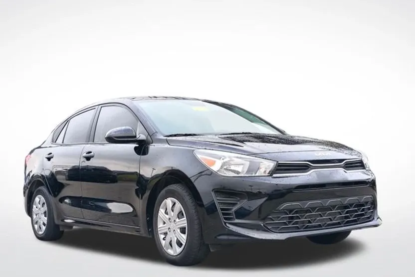 2023 Kia Rio LX S photo 1