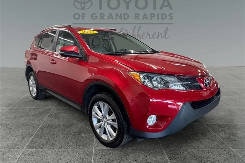 2013 Toyota RAV4 Limited photo 1