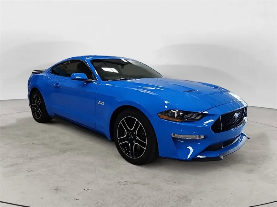 2022 Ford Mustang GT photo 1