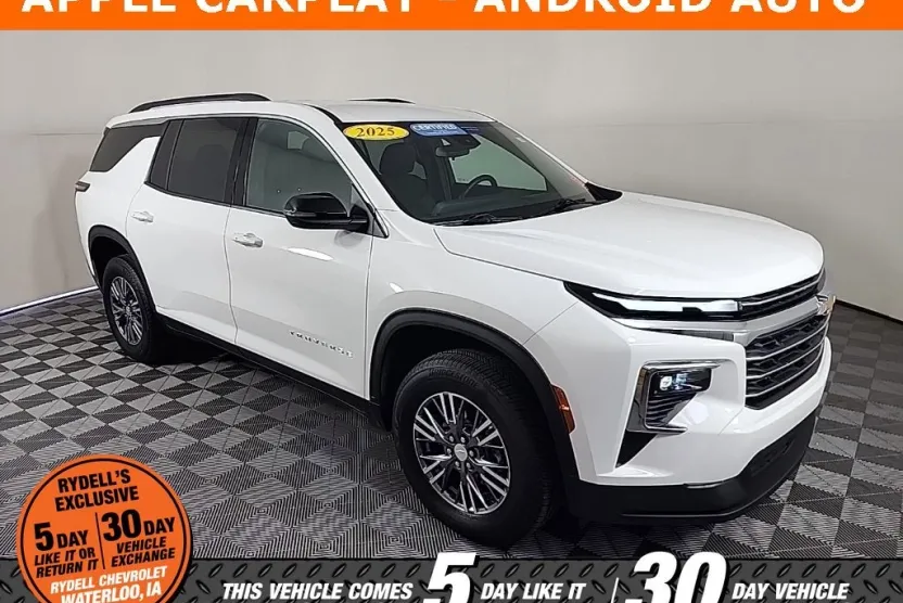 2025 Chevrolet Traverse 2LT photo 1