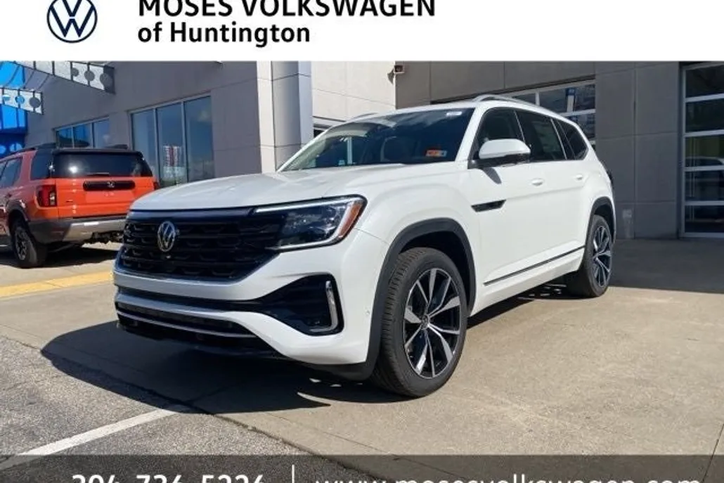2025 Volkswagen Atlas SEL Premium R-Line photo 1