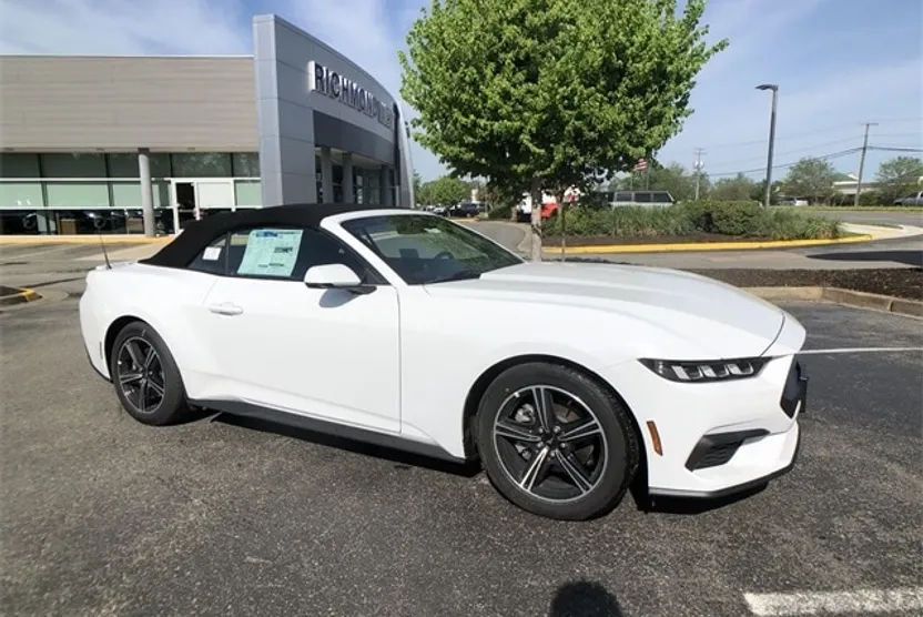 2024 Ford Mustang EcoBoost Premium Convertible photo 1