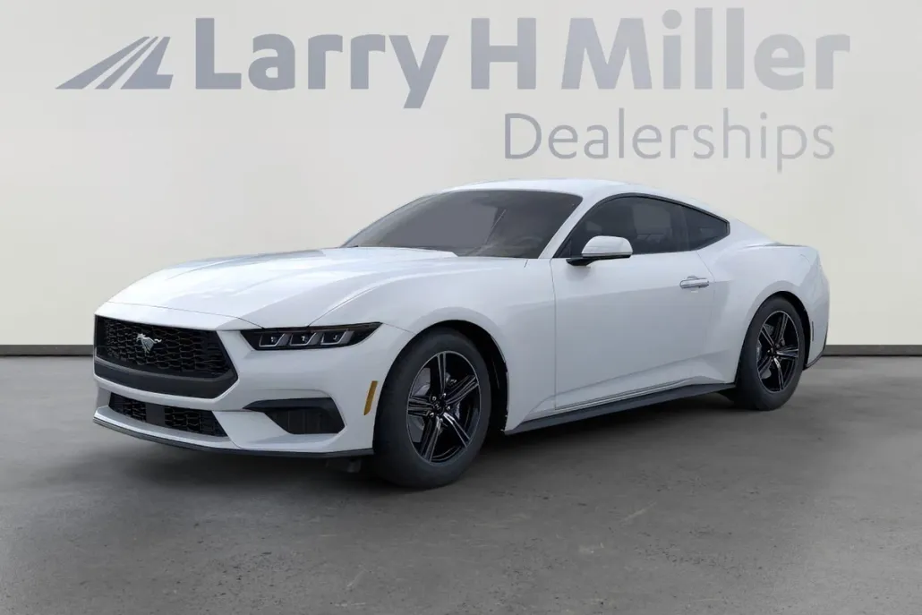 2025 Ford Mustang EcoBoost photo 1