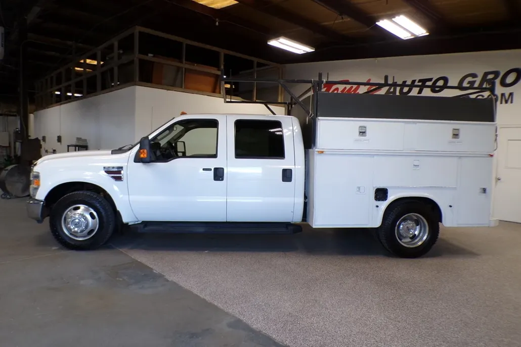 2008 Ford F-350 XLT photo 1