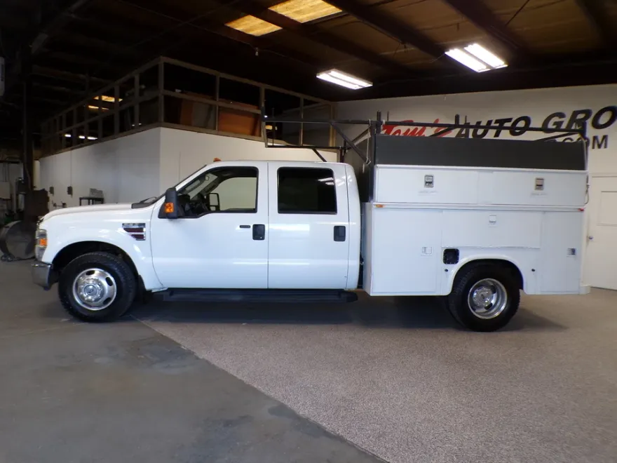 2008 Ford F-350 XLT photo 1