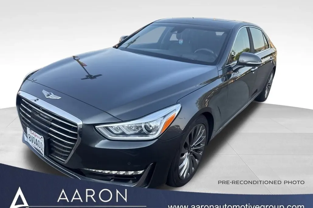 2018 Genesis G90 3.3T Premium photo 1