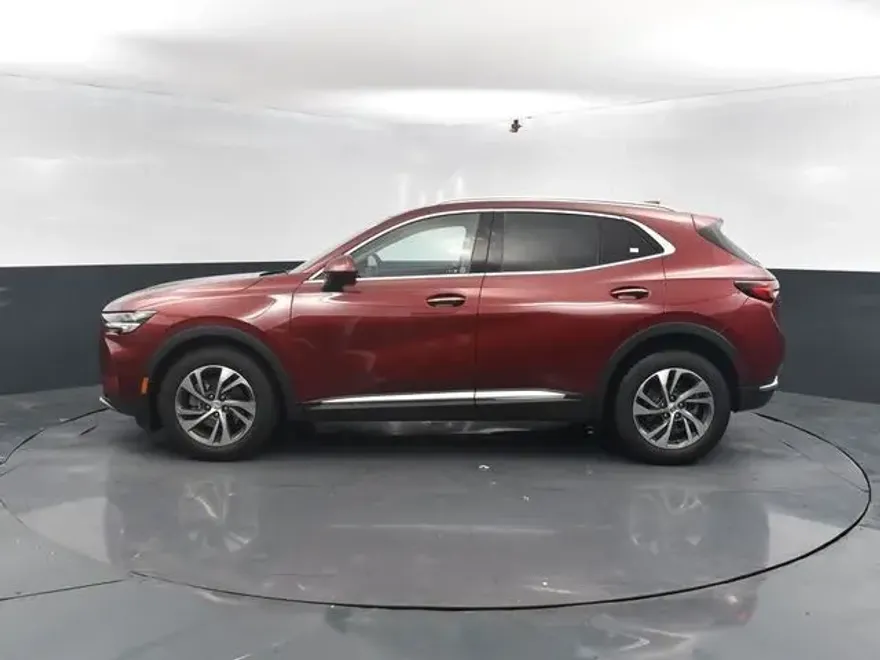 2022 Buick Envision Essence photo 1