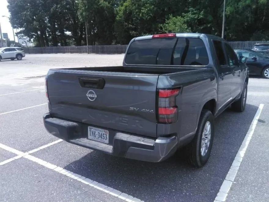 2023 Nissan Frontier Crew Cab SV photo 1
