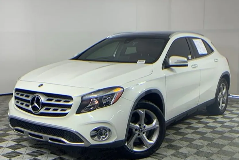 2018 Mercedes Benz GLA 250 4MATIC photo 1