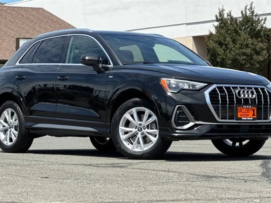 2022 Audi Q3 Premium S line photo 1