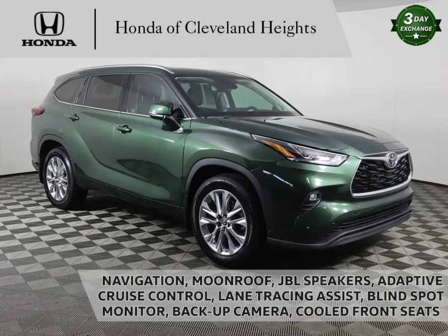 2024 Toyota Highlander Limited photo 1