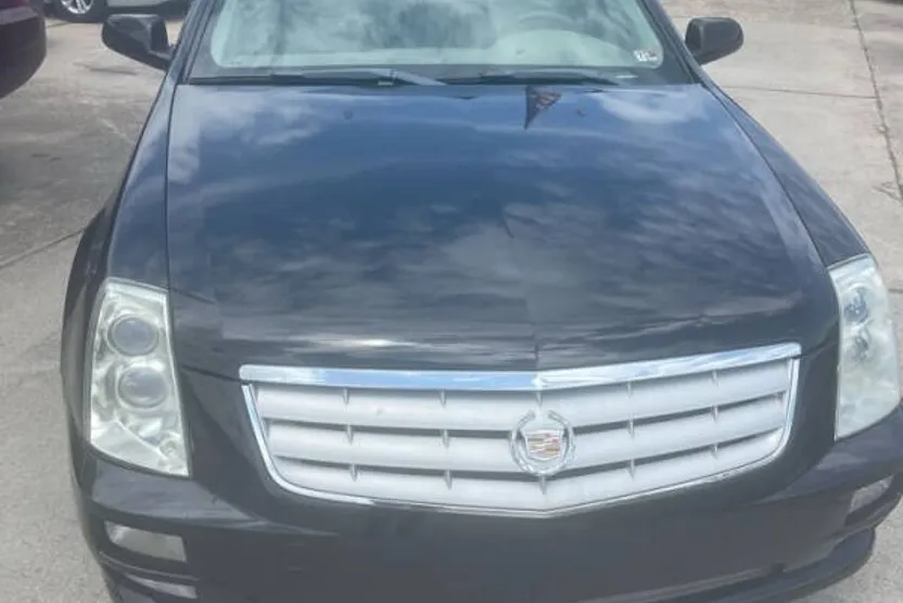 2005 Cadillac STS photo 1