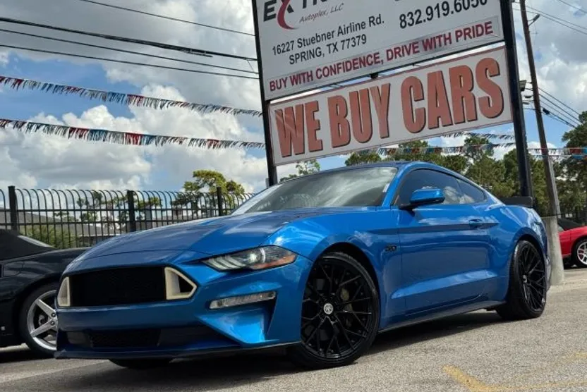 2019 Ford Mustang GT photo 1