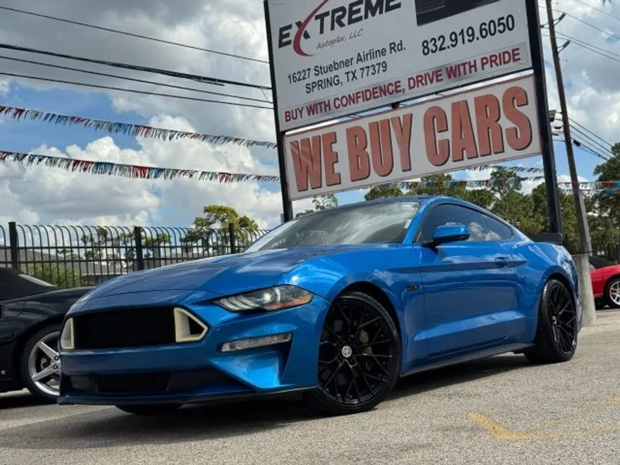 2019 Ford Mustang GT photo 1