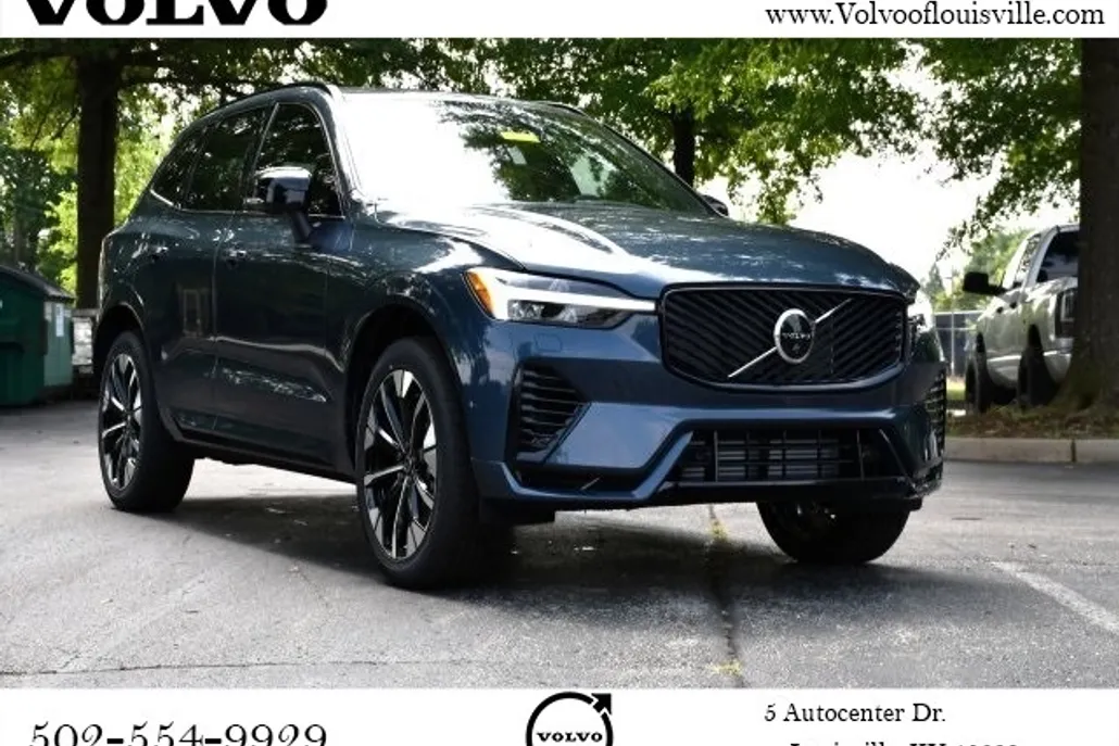 2026 Volvo XC60 T8 Plus photo 1