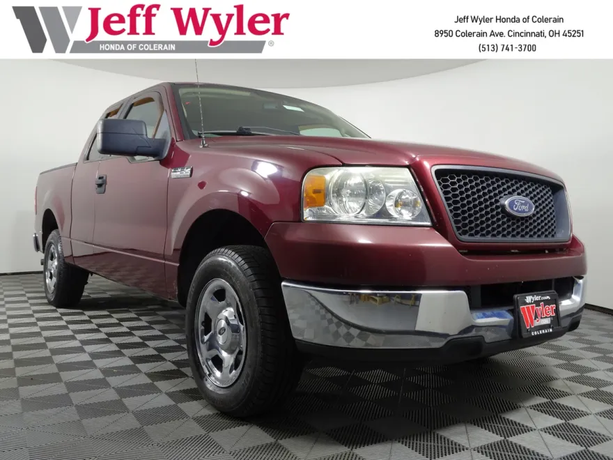 2005 Ford F-150 XLT photo 1
