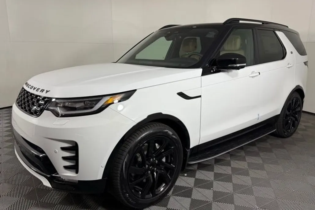 2025 Land Rover Discovery SE photo 1