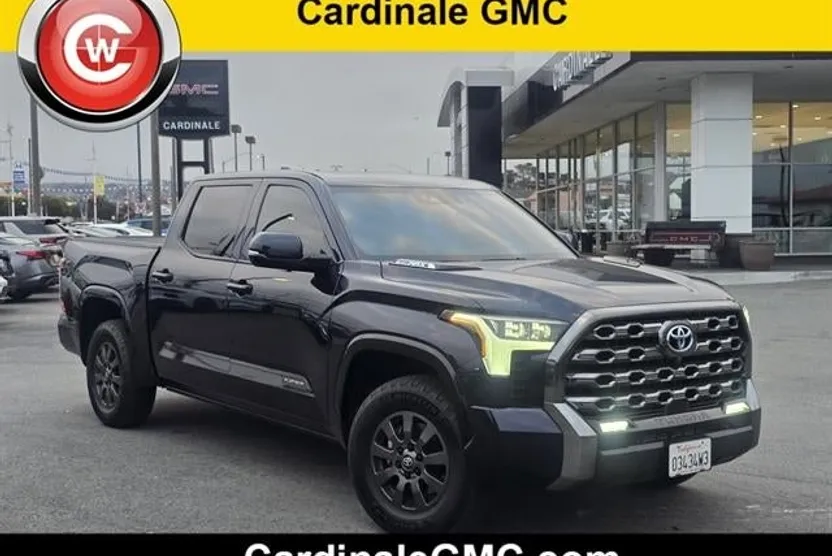 2024 Toyota Tundra Platinum photo 1