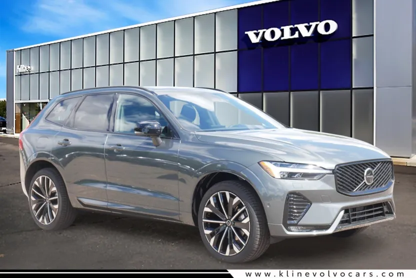 2026 Volvo XC60 B5 photo 1