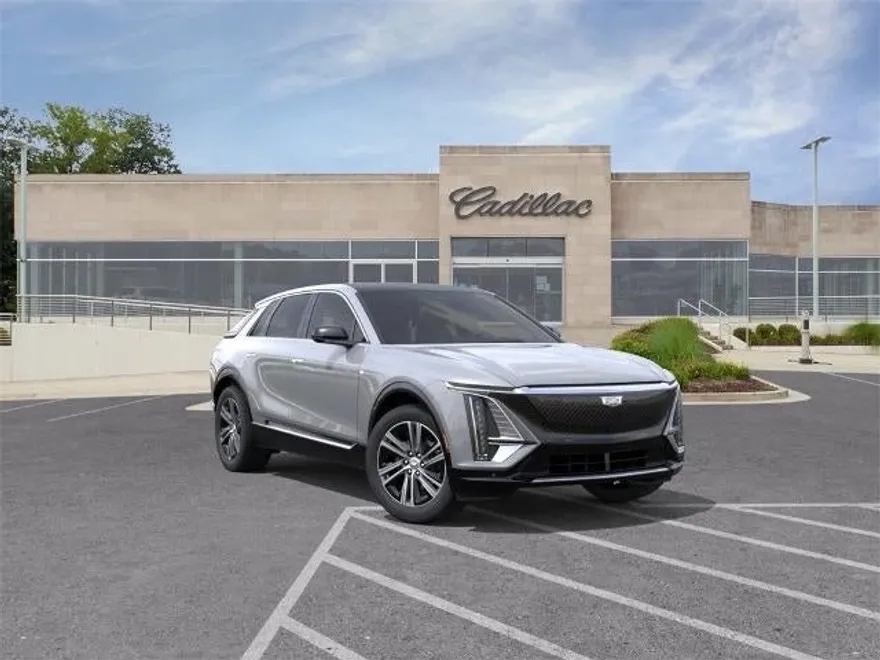 2025 Cadillac Lyriq Luxury photo 1