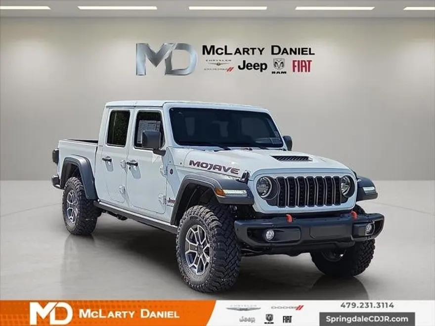 2025 Jeep Gladiator Mojave photo 1