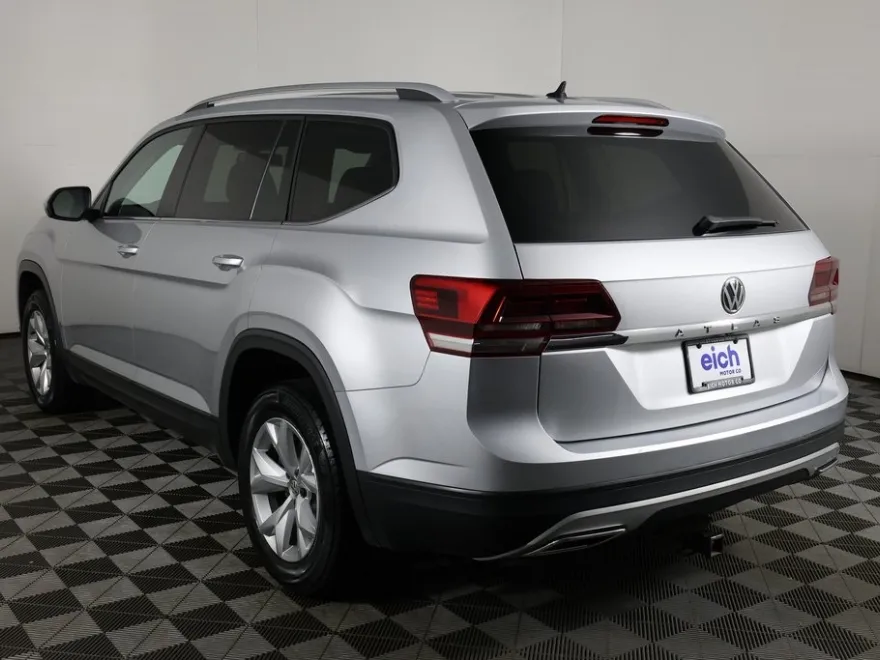 2019 Volkswagen Atlas S photo 1