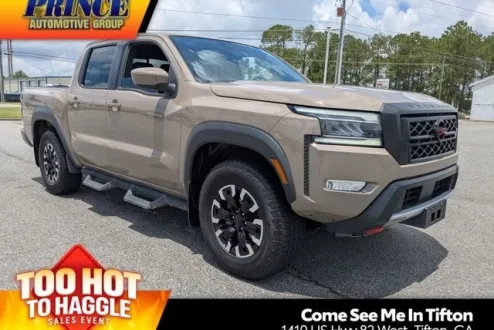 2024 Nissan Frontier PRO-4X photo 1