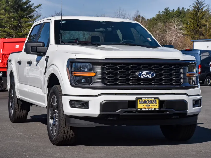 2025 Ford F-150 photo 1