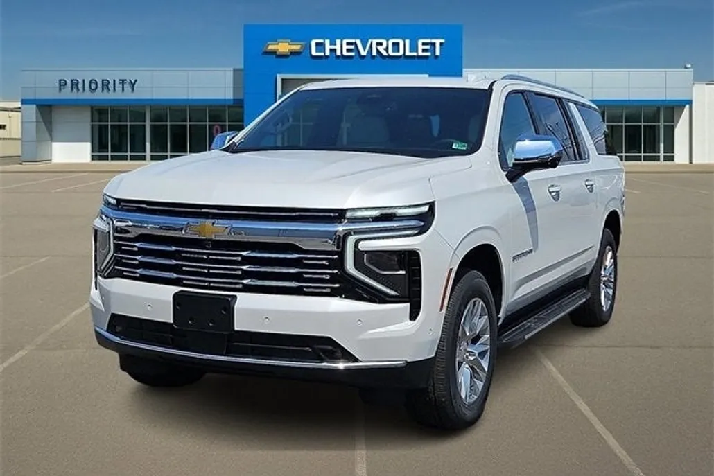 2025 Chevrolet Suburban Premier photo 1
