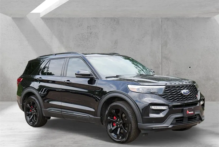 2024 Ford Explorer ST photo 1