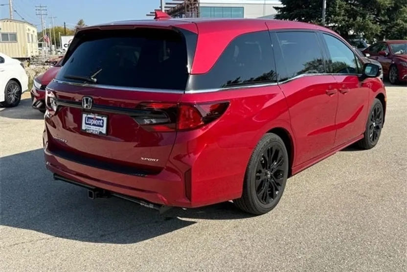 2025 Honda Odyssey photo 1