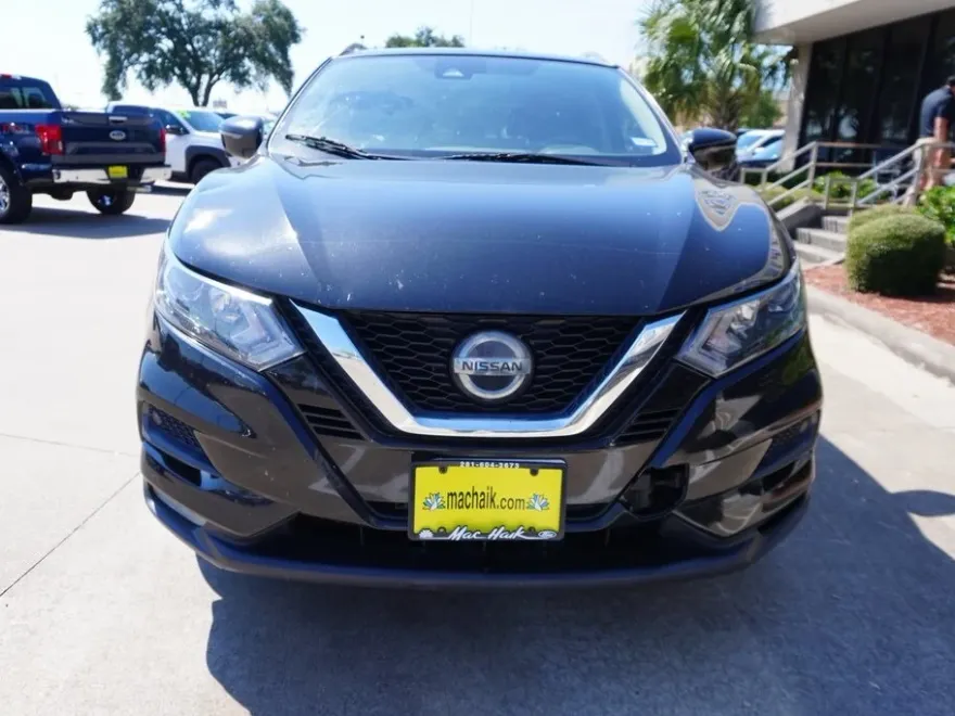 2020 Nissan Rogue Sport SV photo 1