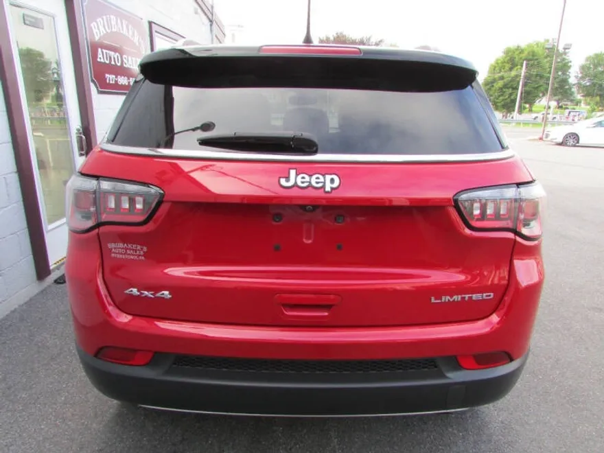 2018 Jeep Compass Limited photo 1