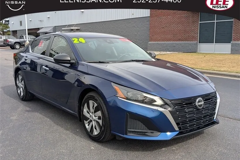 2024 Nissan Altima 2.5 S photo 1