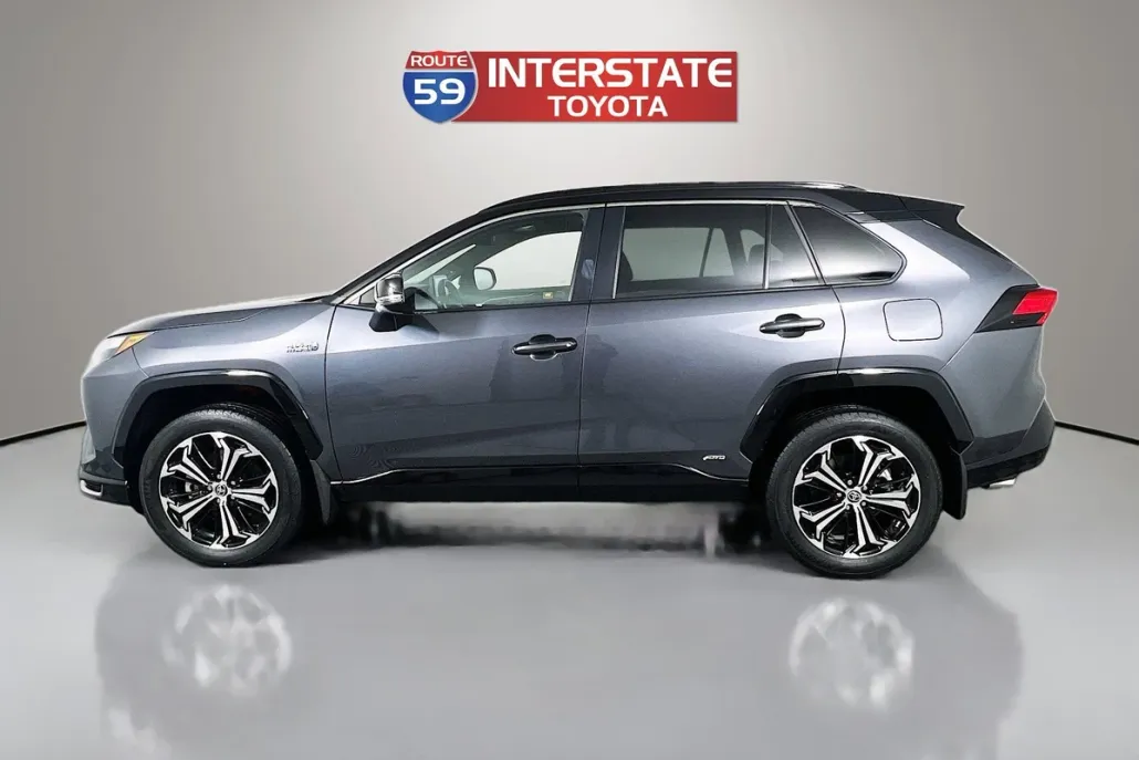 2024 Toyota RAV4 Prime XSE photo 1
