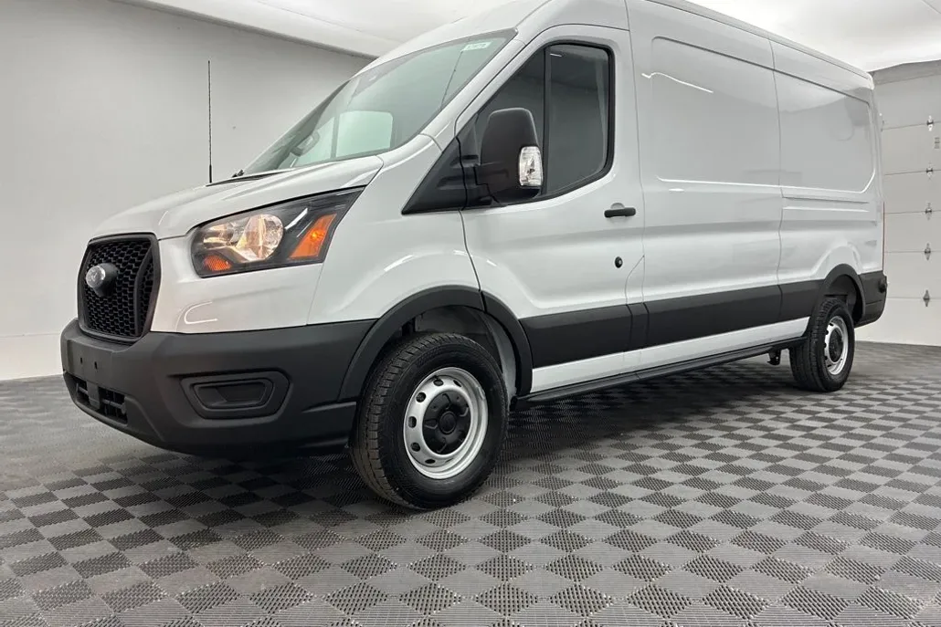 2025 Ford Transit Cargo Van photo 1