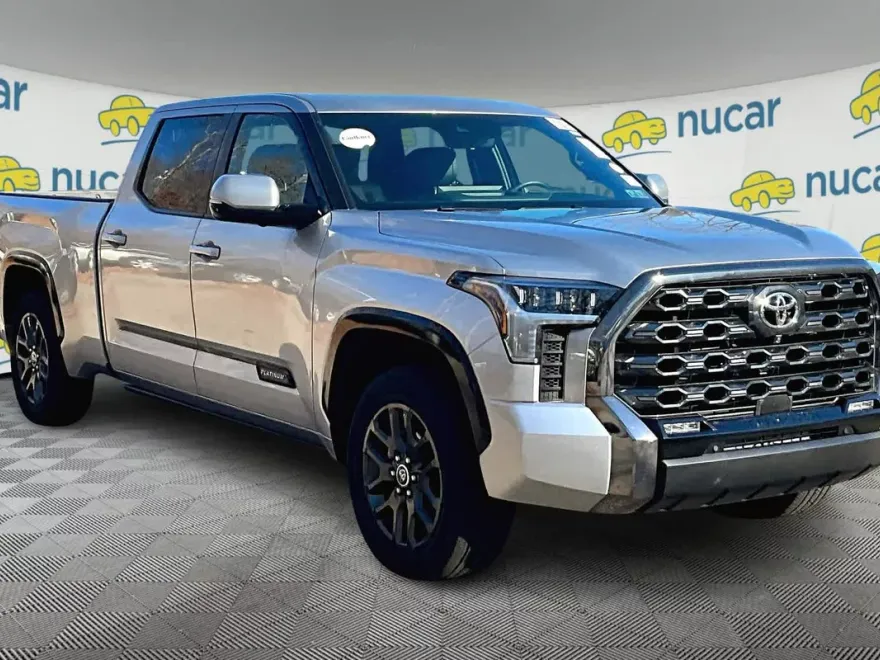 2022 Toyota Tundra Platinum photo 1