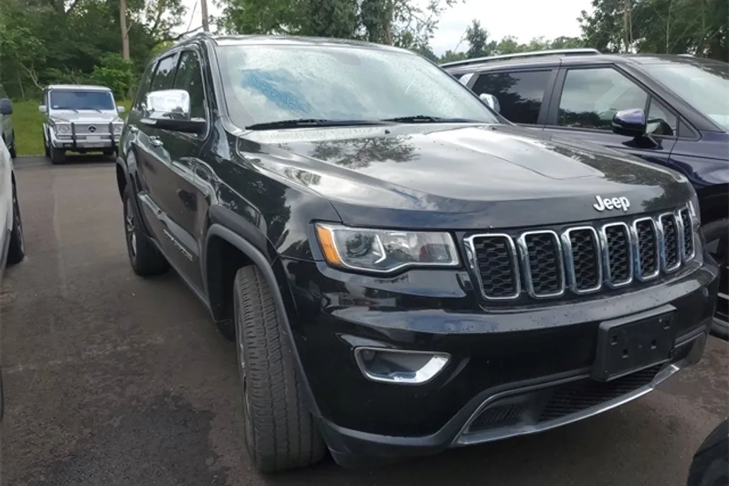 2017 Jeep Grand Cherokee Limited photo 1