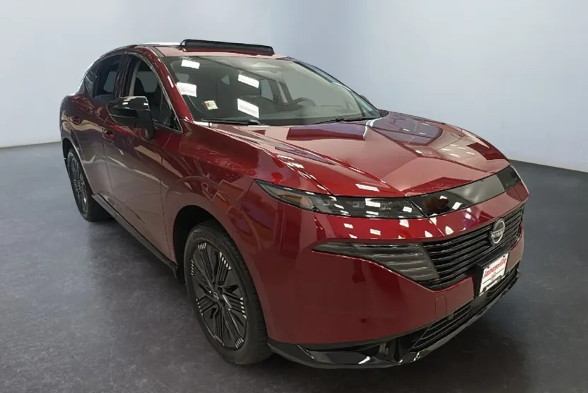 2025 Nissan Murano Platinum photo 1