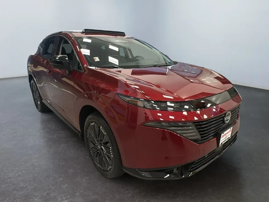 2025 Nissan Murano Platinum photo 1