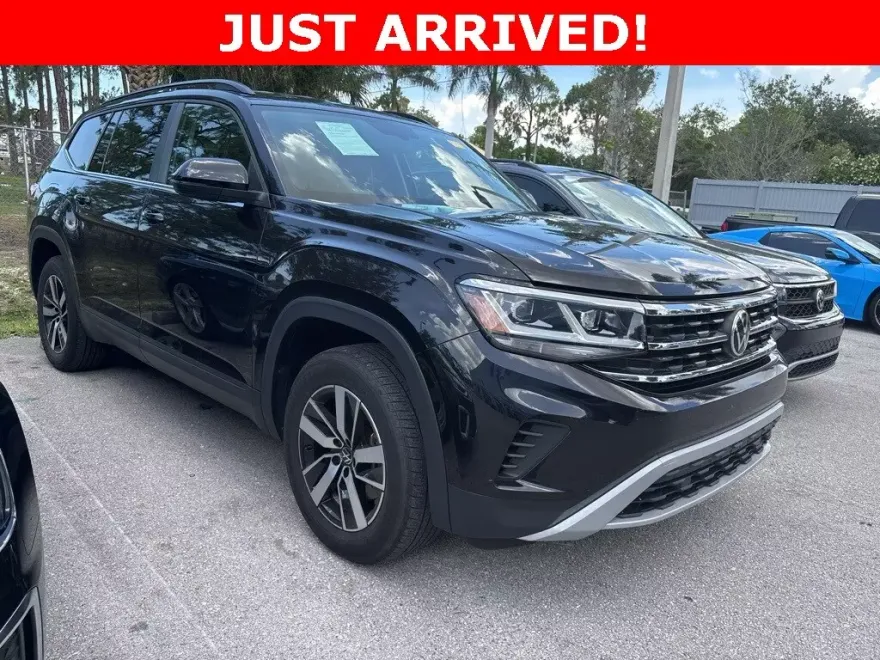 2022 Volkswagen Atlas SE photo 1