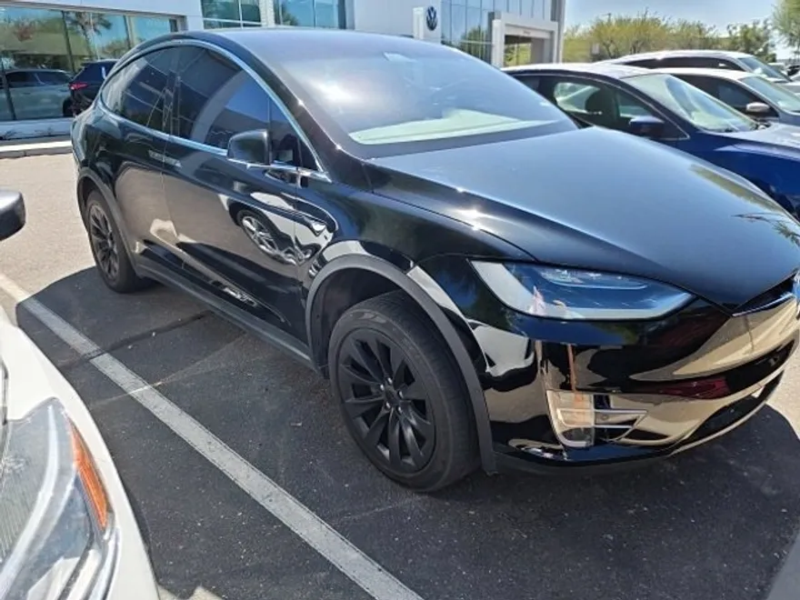 2018 Tesla Model X 75D photo 1