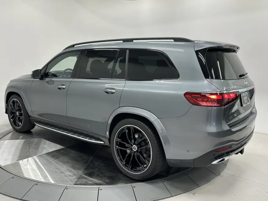 2024 Mercedes Benz GLS 450 4MATIC photo 1