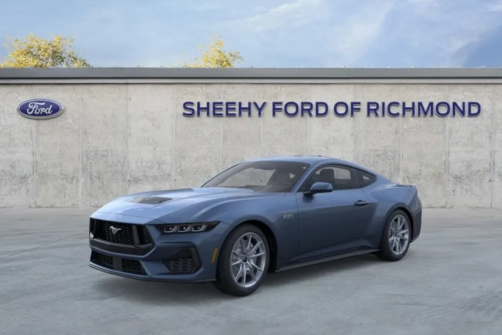 2025 Ford Mustang GT photo 1