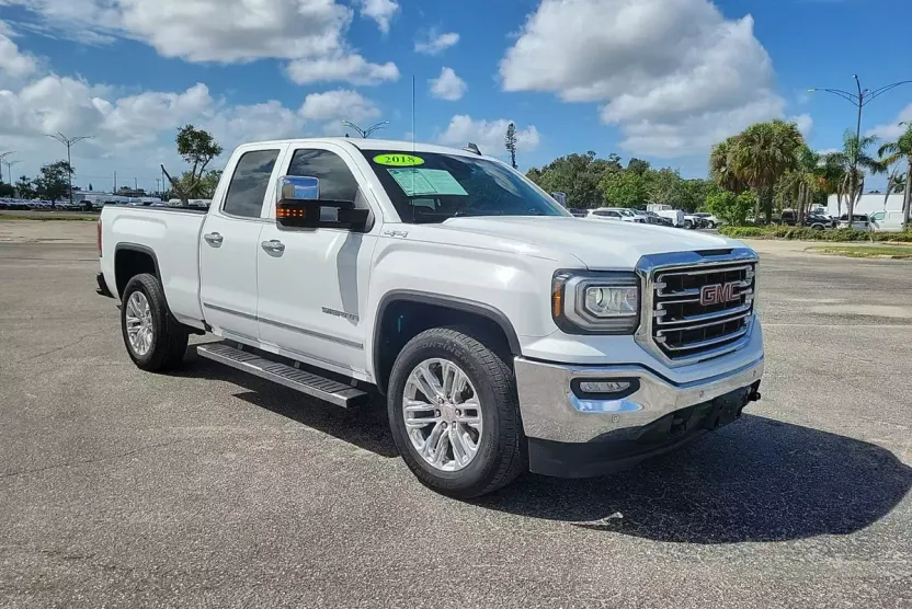 2018 Gmc Sierra 1500 SLT photo 1