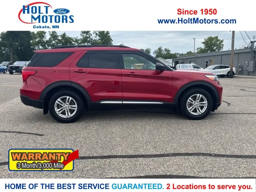 2020 Ford Explorer XLT photo 1