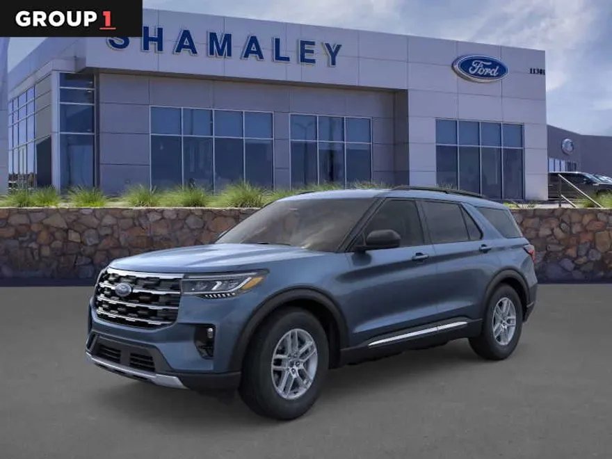 2025 Ford Explorer photo 1